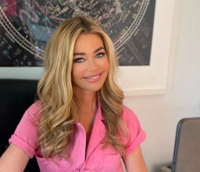 Denise Richards 