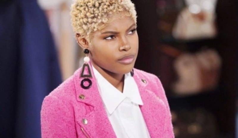 The Bold and The Beautiful: Paris Buckingham (Diamond White)