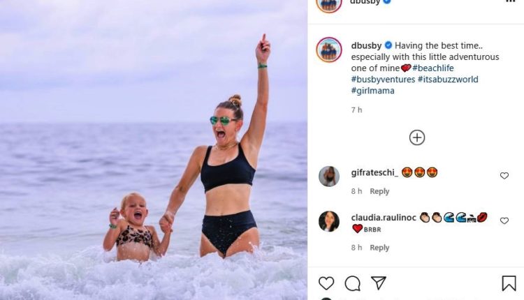 OutDaughtered Stars Danielle Busby And Riley Having The Best Time