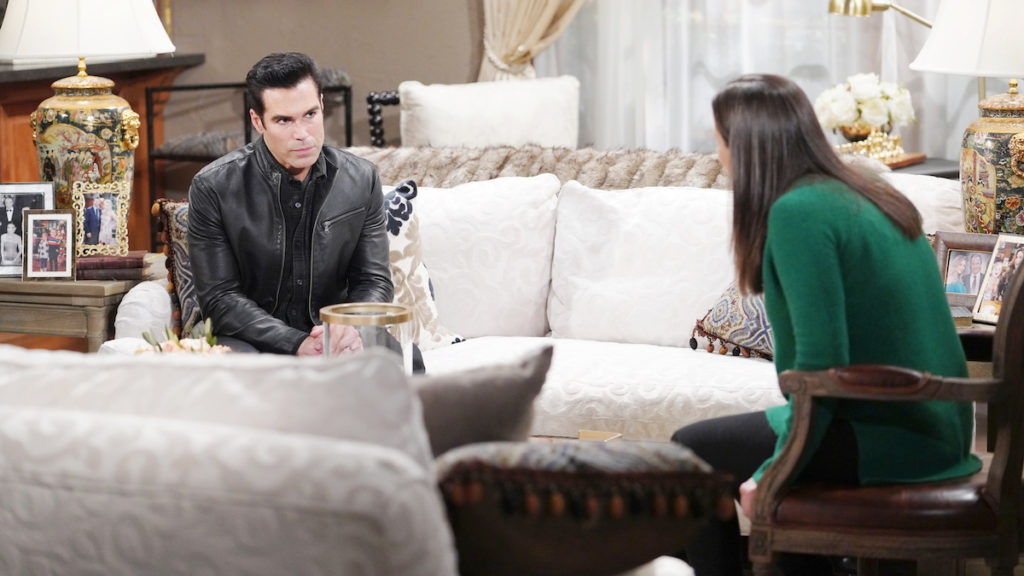 The Young And The Restless: Rey Rosales (Jordi Vilasuso) and Chelsea Lawson (Melissa Claire Egan)