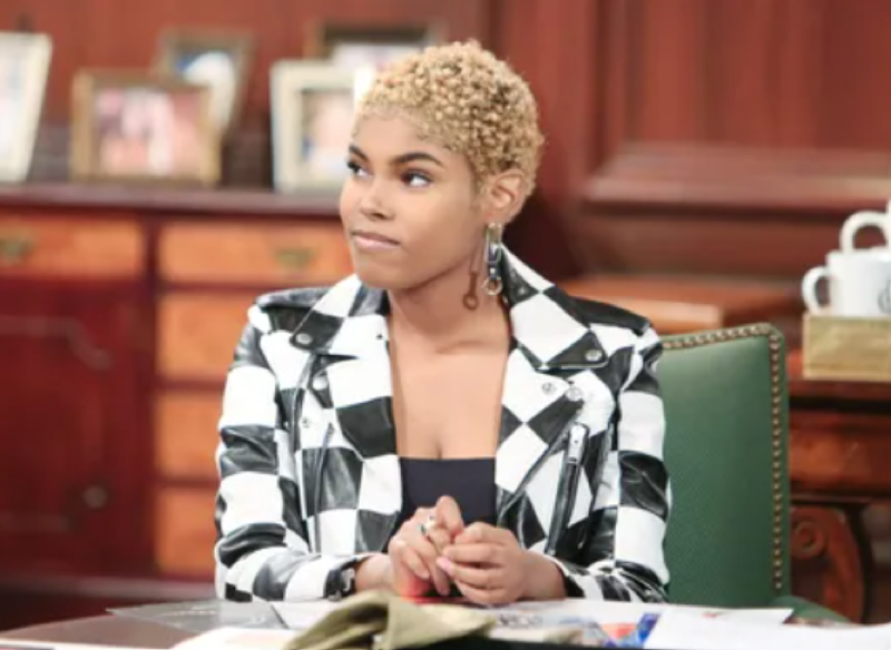 The Bold And The Beautiful: Paris Buckingham (Diamond White)