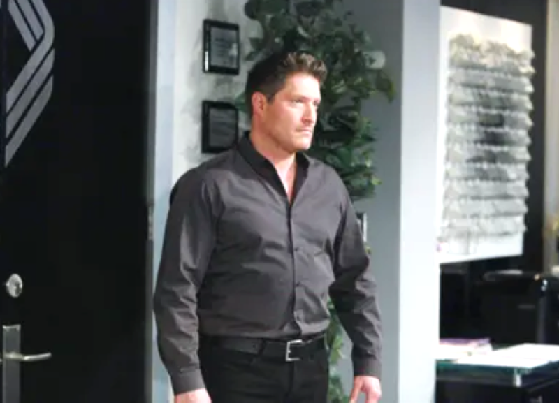 The Bold And The Beautiful: Deacon Sharpe (Sean Kanan)
