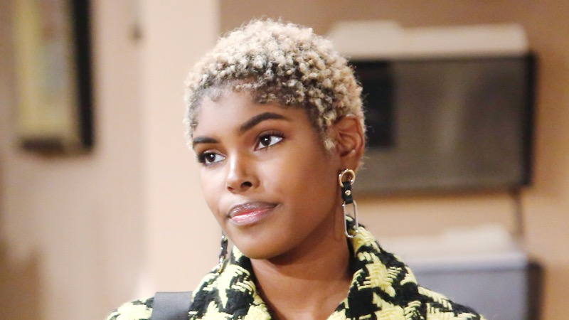 The Bold And The Beautiful: Paris Buckingham (Diamond White)