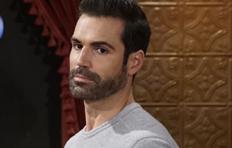 The Young And The Restless: Rey Rosales (Jordi Vilasuso)