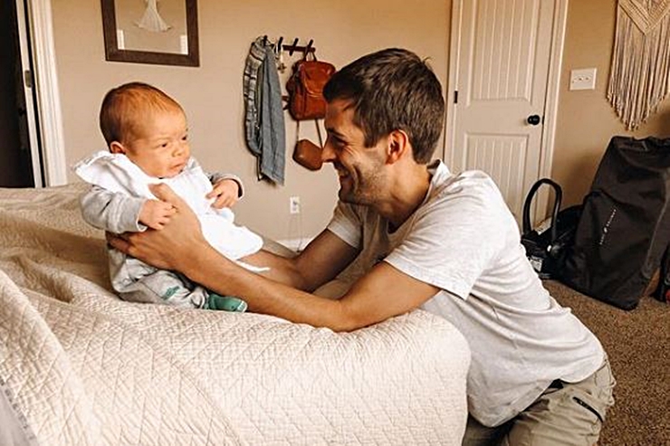 Counting On Daddy Derick Dillard Shines With Love For Freddy