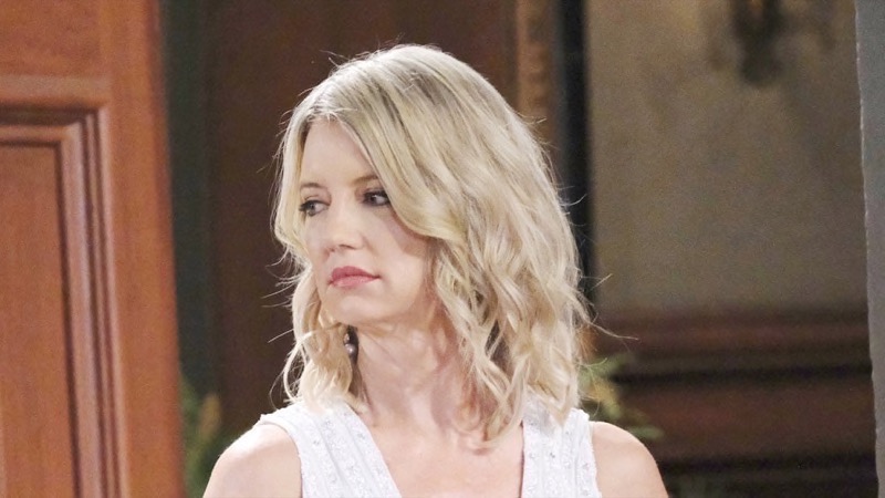 General Hospital: Nina Reeves (Cynthia Watros)
