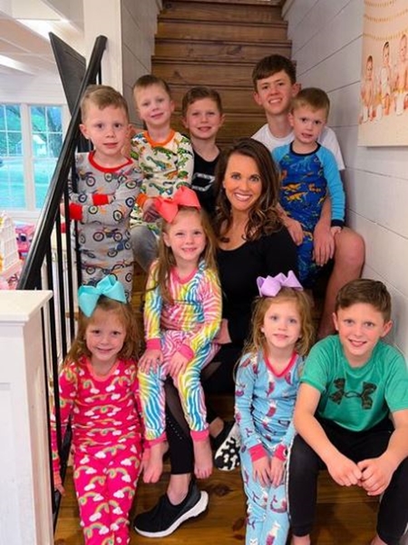Sweet Home Sextuplets Mom Courtney Has The Best Birthday