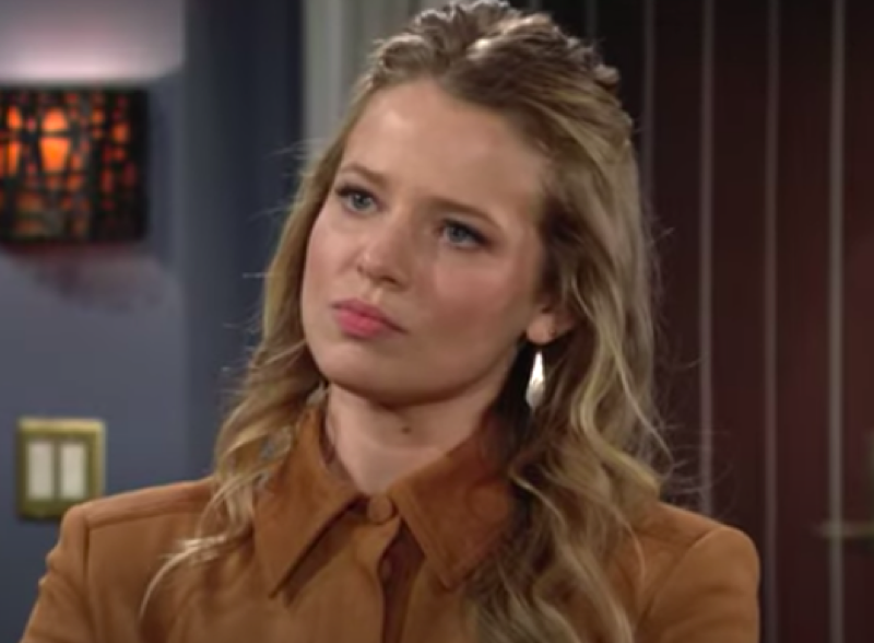 The Young And The Restless: Summer Newman Abbott (Allison Lainer)