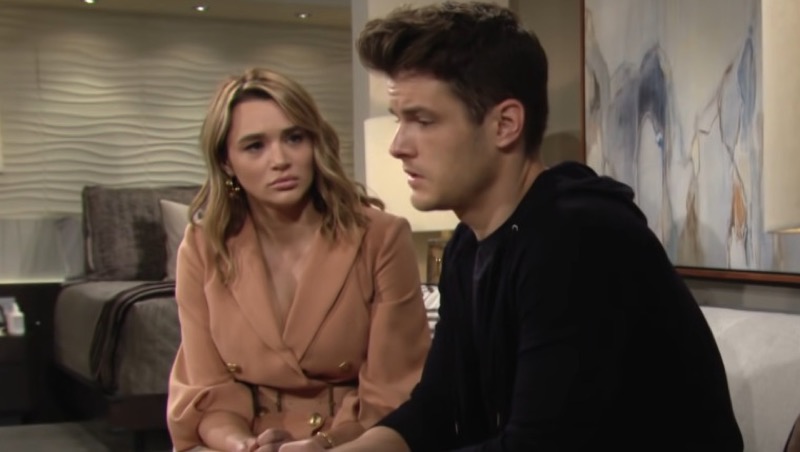 The Young And The Restless: Summer Newman Abbott (Alison Lanier) and Kyle Abbott (Michael Mealor)