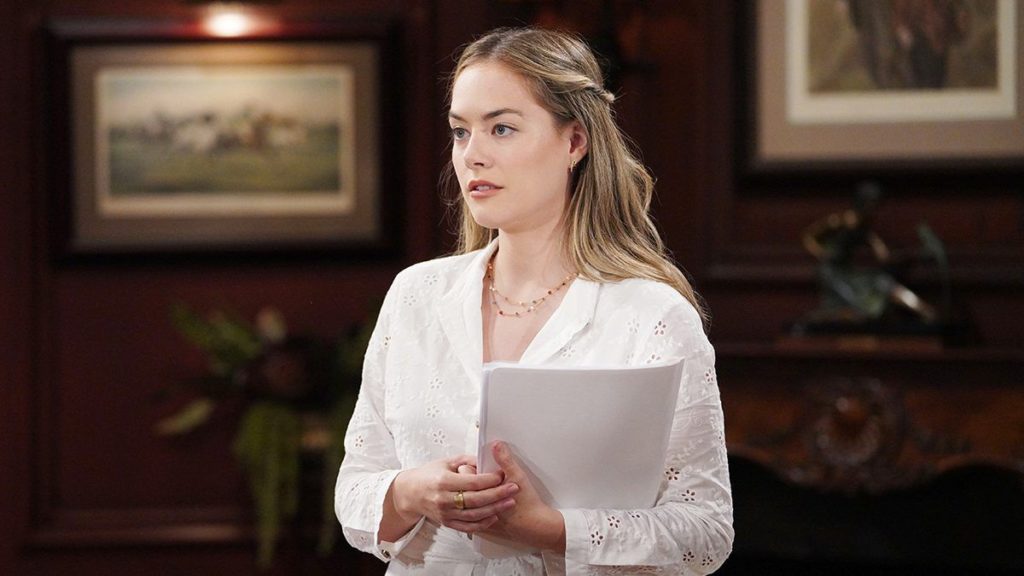 The Bold And The Beautiful: Hope Logan's (Annika Noelle)