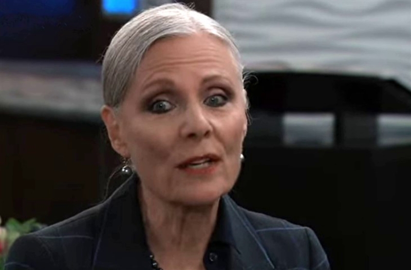 General Hospital: Tracy Quartermaine (Jane Elliot)