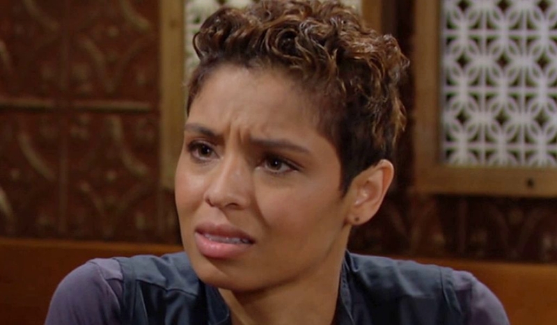The Young And The Restless: Elena Dawson (Brytni Sarpy)