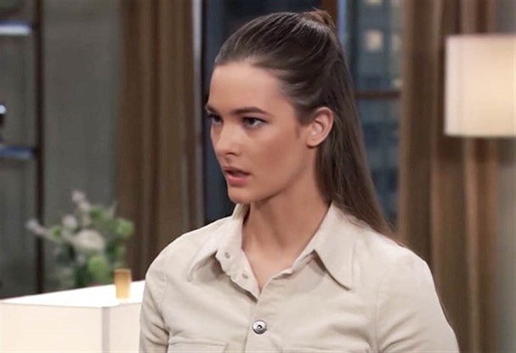 General Hospital: Esme Prince (Avery Kristen Pohl)