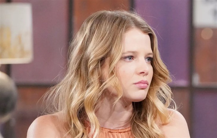 The Young And The Restless: Summer Newman (Allison Lanier)