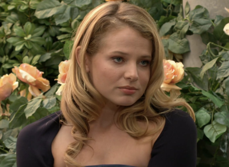 The Young and The Restless: Summer Newman (Allison Lanier)