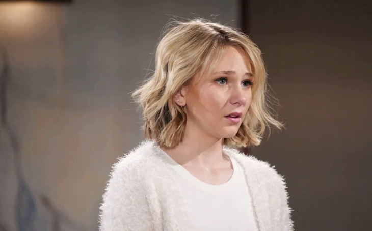 The Young and The Restless: Lucy Romalotti (Lily Brooks O’ Briant)