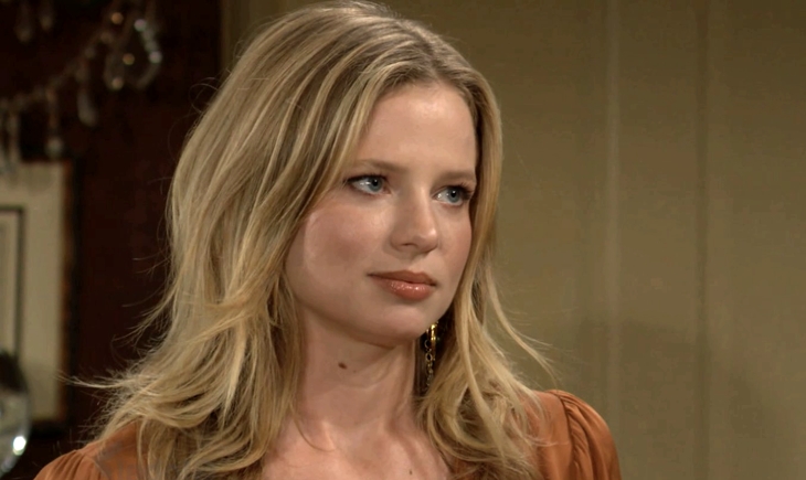 The Young and The Restless: Summer Newman's (Allison Lanier)