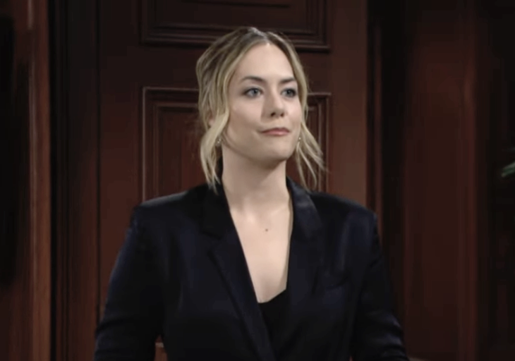 The Bold and The Beautiful: Hope Logan (Annika Noelle)