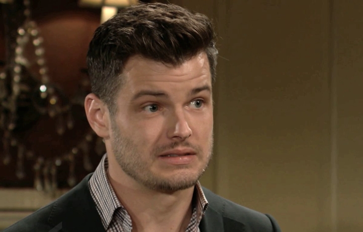 The Young and The Restless: Kyle Abbott (Michael Mealor)