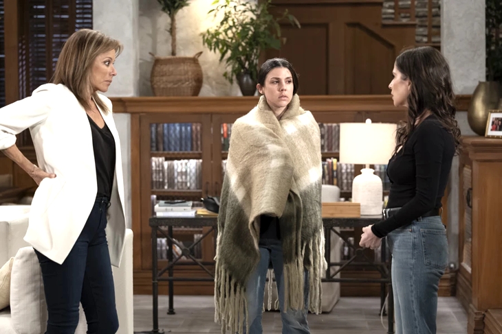 General Hospital: Kristina Corinthos-Davis’ (Kate Mansi) and Alexis Davis (Nancy Lee Grahn) and Sam McCall (Kelly Monaco)