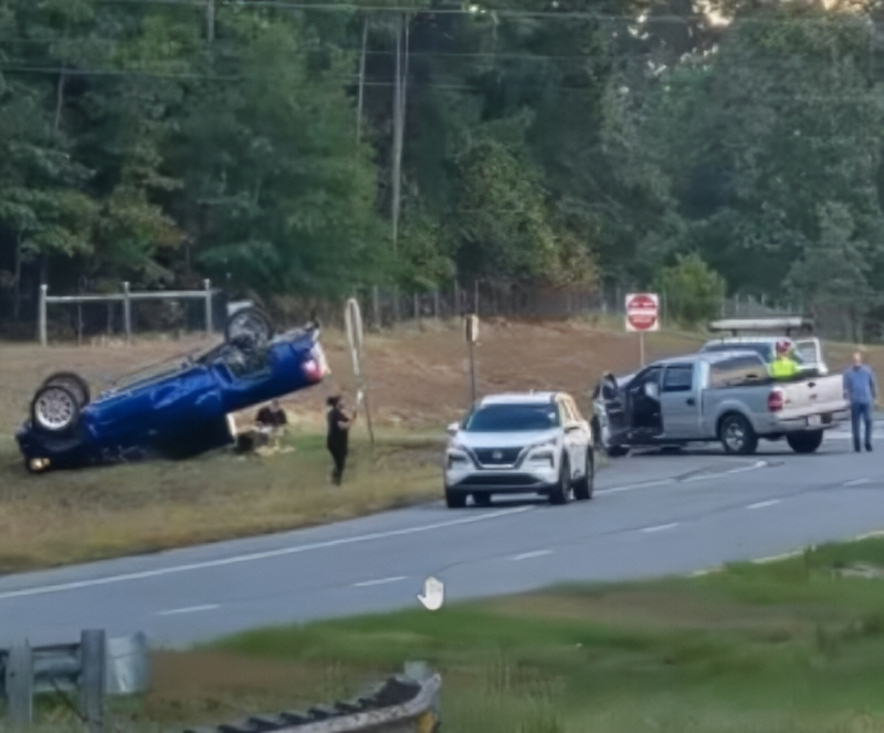 Mama June Star Josh Efird In Car Accident - Truck Flipped - Elle Bee - YouTube