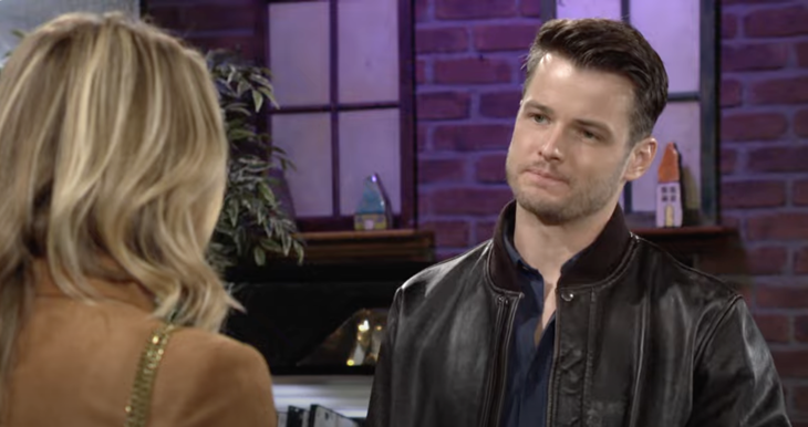 The Young and The Restless: Summer Newman (Allison Lanier) and Kyle Abbott (Michael Mealor)