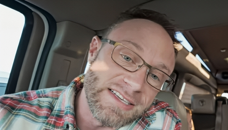 Adam Busby - It's A Buzz World - YouTube