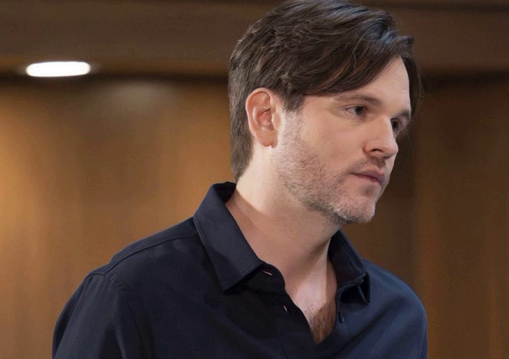 General Hospital: Lucas Jones (Van Hansis)