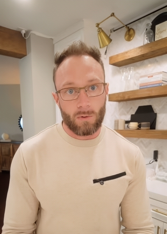 Adam Busby Gives A Handy Tip For Tree-Lovers - Instagram