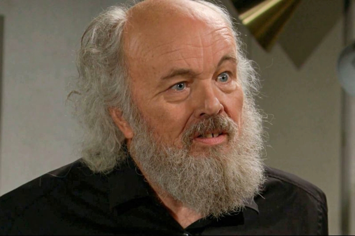 The Bold and The Beautiful: Tom Starr (Clint Howard)