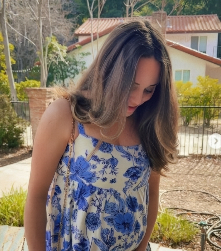 Pregnant Jinger In A Blue And White Dress Jeremy Vuolo - Instagram