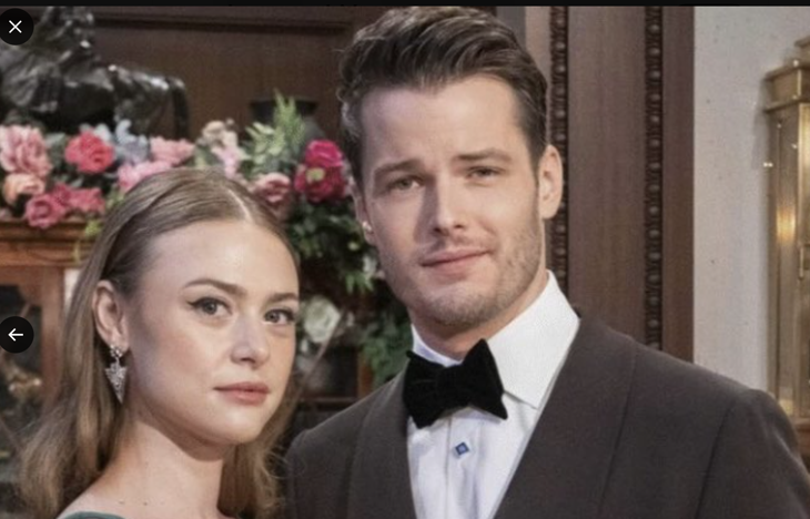 The Young and The Restless: Claire Newman (Hayley Erin) and Kyle Abbott (Michael Mealor)