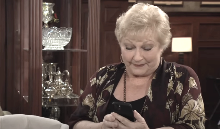 The Young and The Restless: Traci Abbott (Beth Maitland)