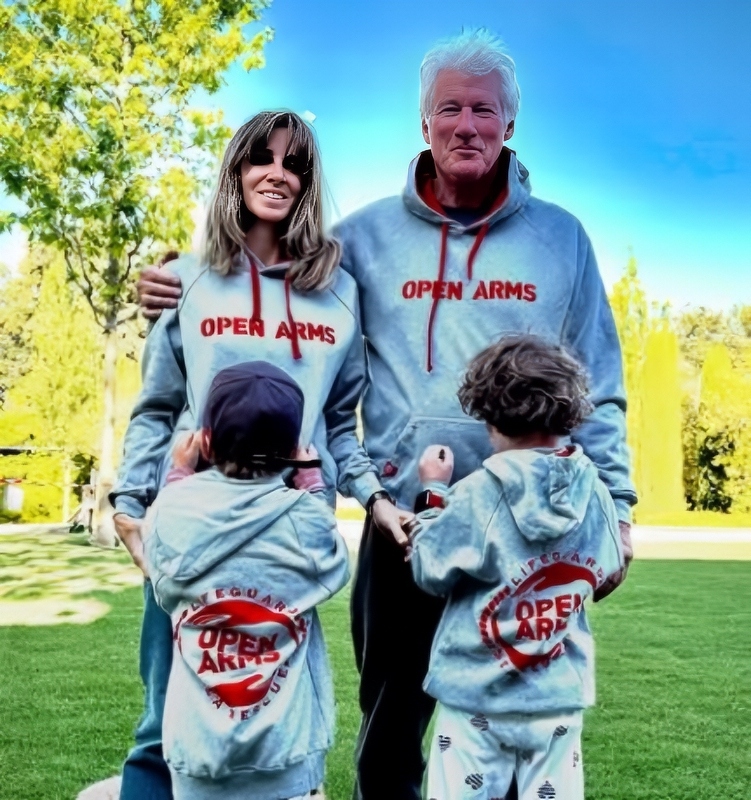 Richard, Alejandra, and the two youngest boys- Instagram