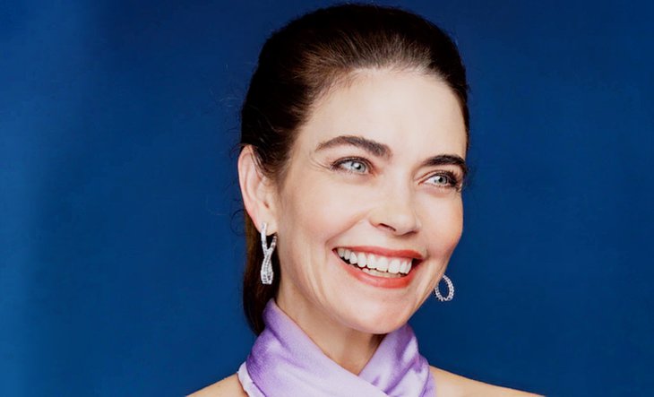 The Young And The Restless Michelle Stafford Issues Challenge To Castmate Amelia Heinle