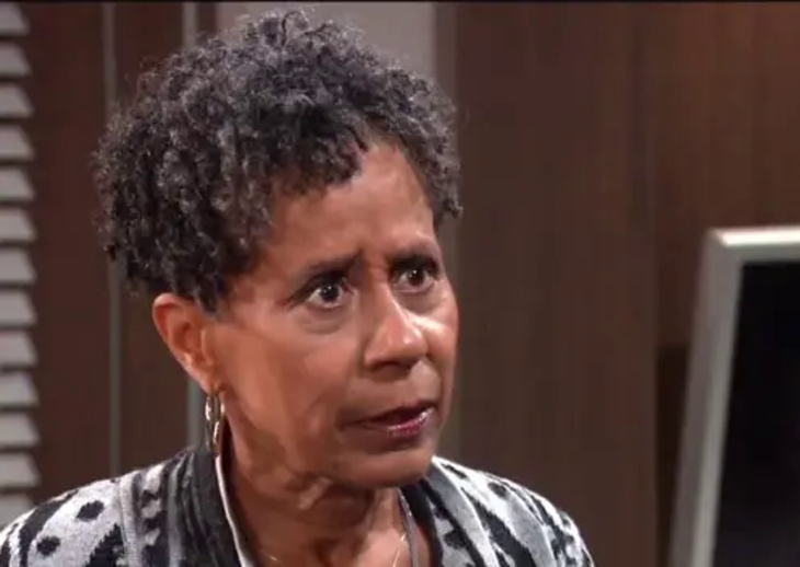 Stella Henry (Vernee Johnson)