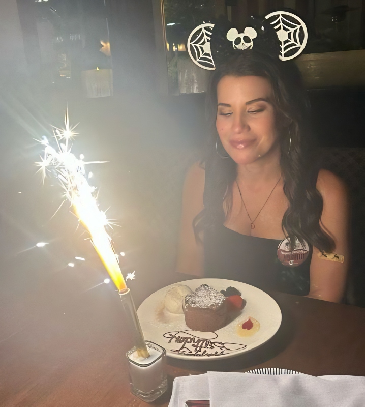 Cake for a birthday girl - Instagram