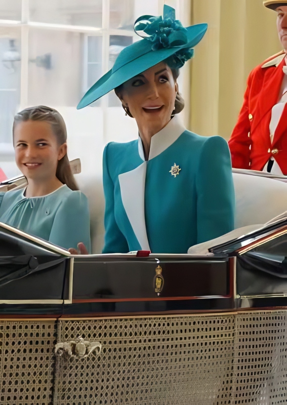 Charlotte with her mom in a rare post - Royal Family - Instagram