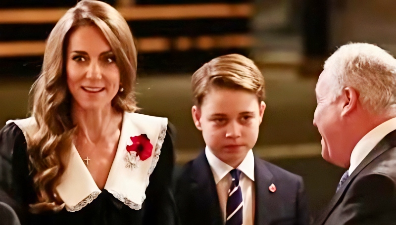 Prince George on Rembrance Day - ITV - YouTube