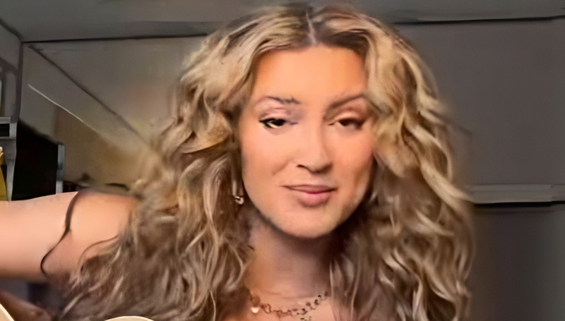 Singer Tori Kelly - Instagram