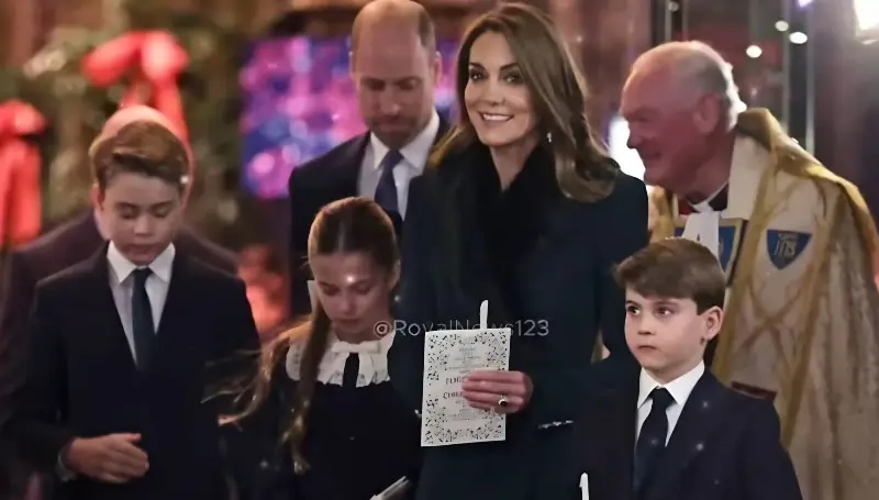 Prince William and the kids were also there - Royal News - YouTube