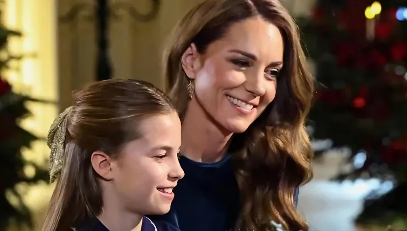 Princess Charlotte with Princess Catherine - ITV - YouTube