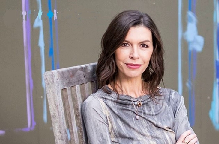 Finola Hughes 
