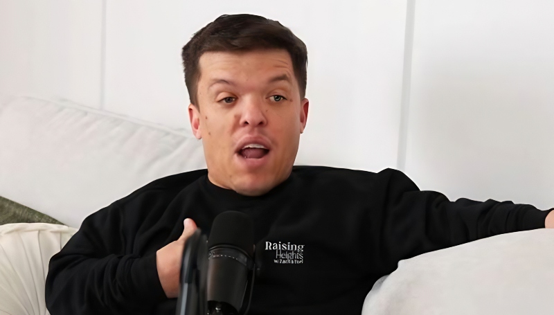 Little People Big World Zach Roloff talks to Tori Roloff - Raising Heights - YouTube