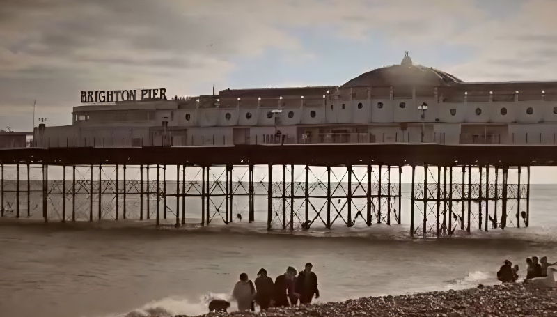 The old pier - History with Timothy - YouTube