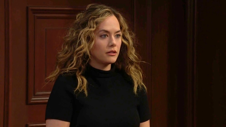 The Bold and The Beautiful: Hope Logan (Annika Noelle)