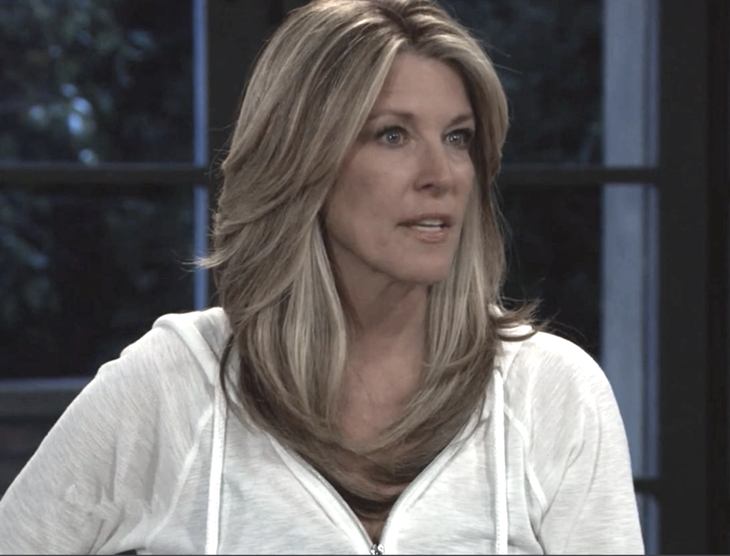 General Hospital: Laura Wright (Carly Spencer)