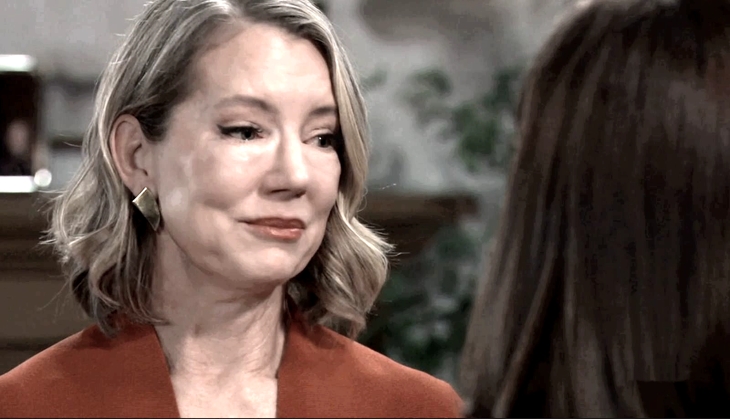General Hospital: Nina Reeves (Cynthia Watros) and Willow Cain (Katelyn MacMullen)