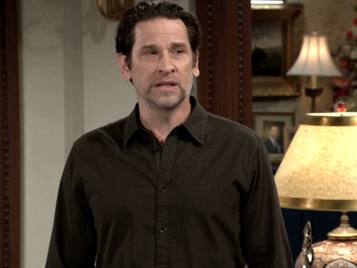 The Young and The Restless: Matt Clark (Roger Howarth)