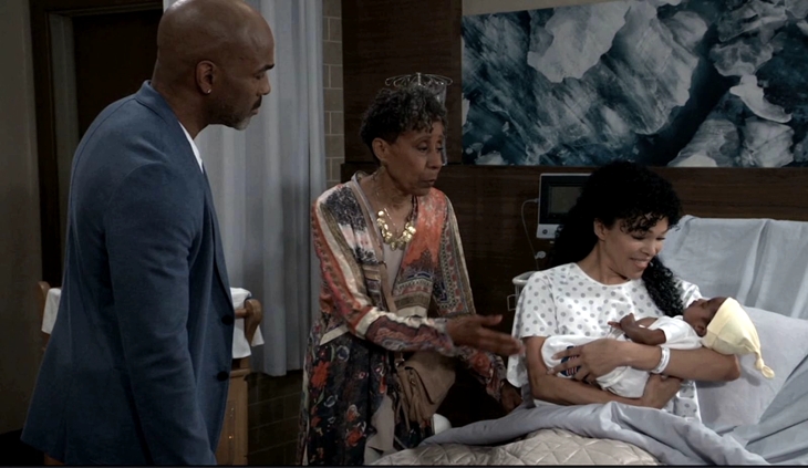 General Hospital: Portia Robinson (Brook Kerr)